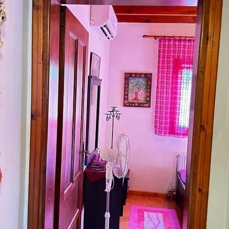 Villa Beautiful Traditional Gardenia In *
